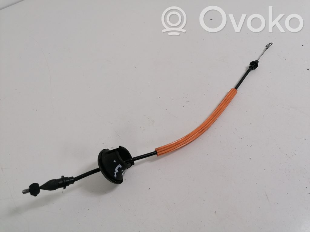 Línea de cable puerta delantera