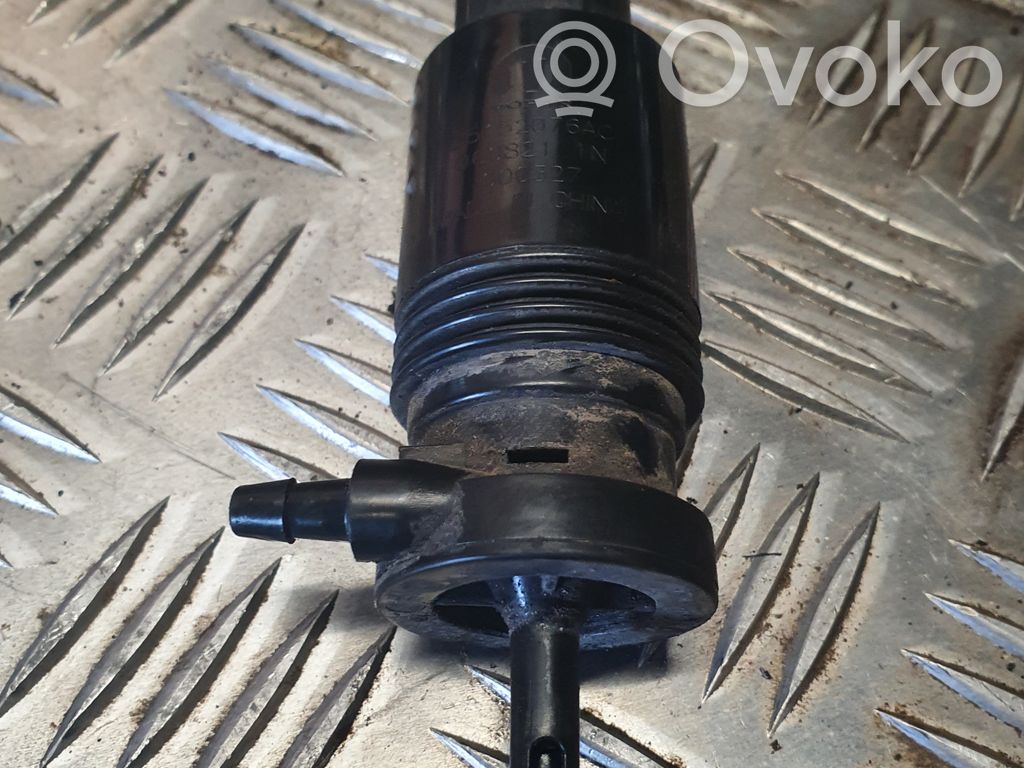 Windscreen/windshield washer pump   05152076AC