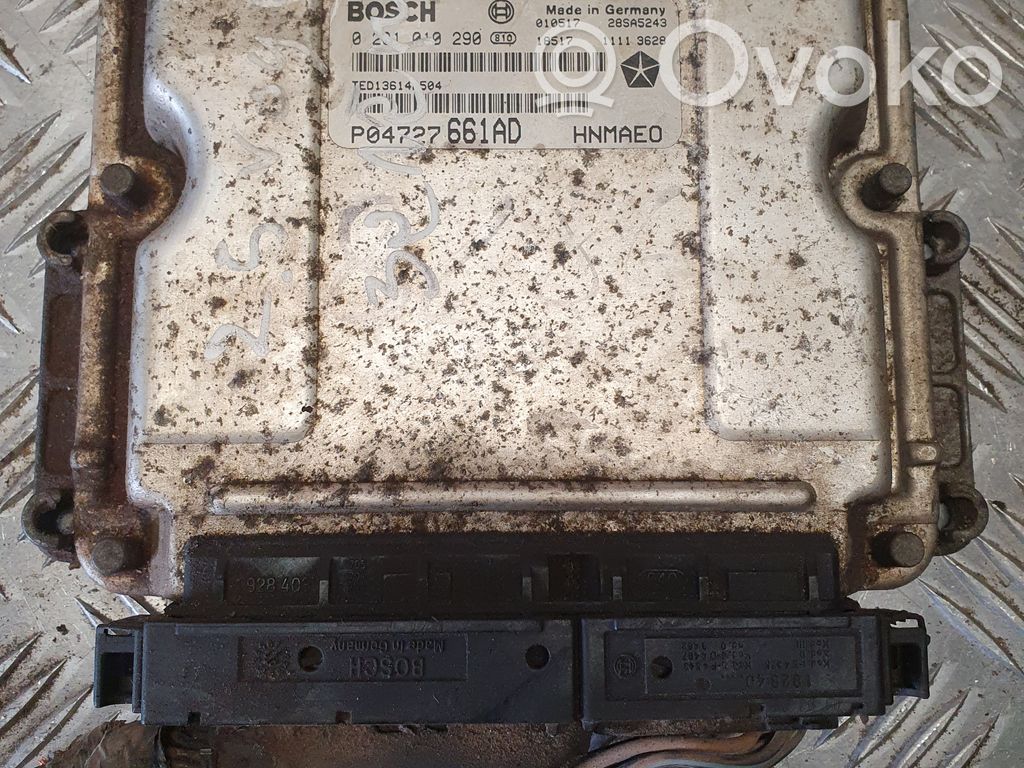Engine control unit/module   P04727661AD