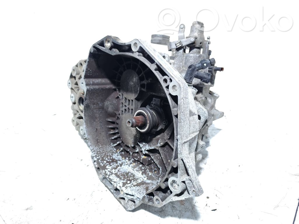 Opel Astra K Manualna 6-biegowa skrzynia biegów 