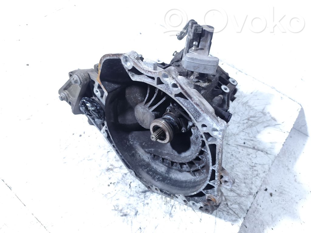 Opel Corsa E Manualna 5-biegowa skrzynia biegów 