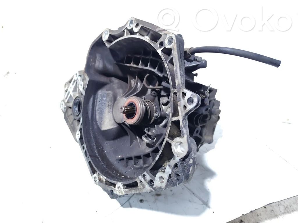 Opel Corsa C Manualna 5-biegowa skrzynia biegów 