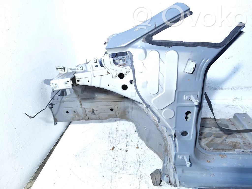 Panel lateral delantero