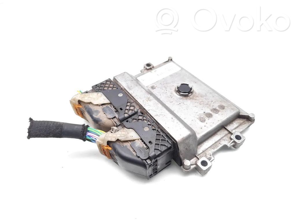 Opel Corsa F Engine control unit/module 