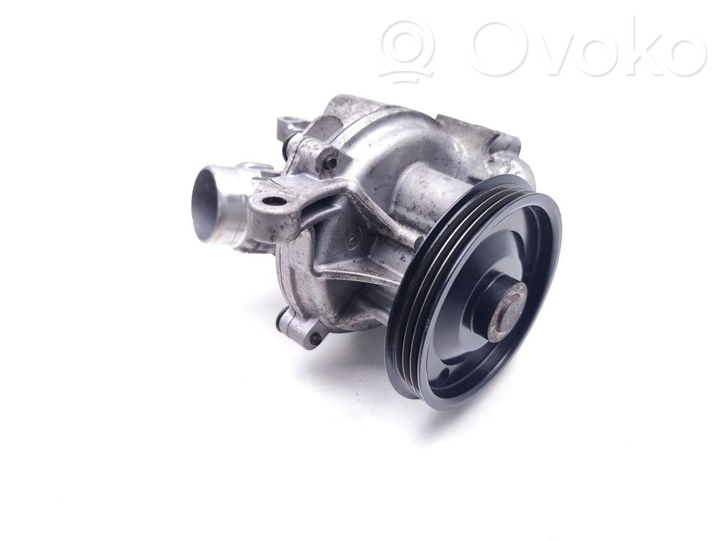 Volvo XC90 Pompa dell’acqua