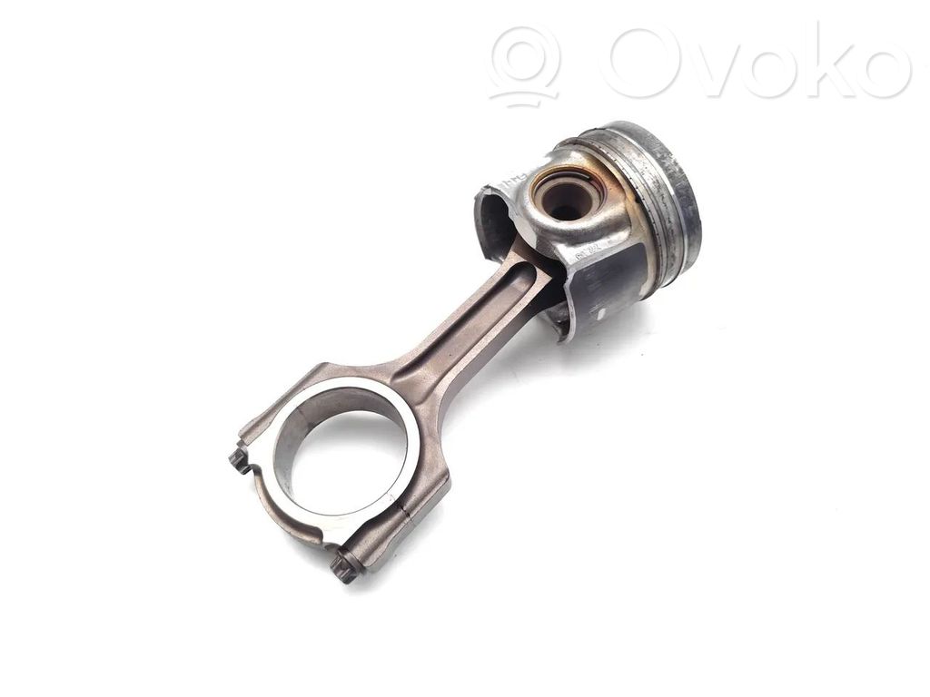 Piston with connecting rod   YMF6