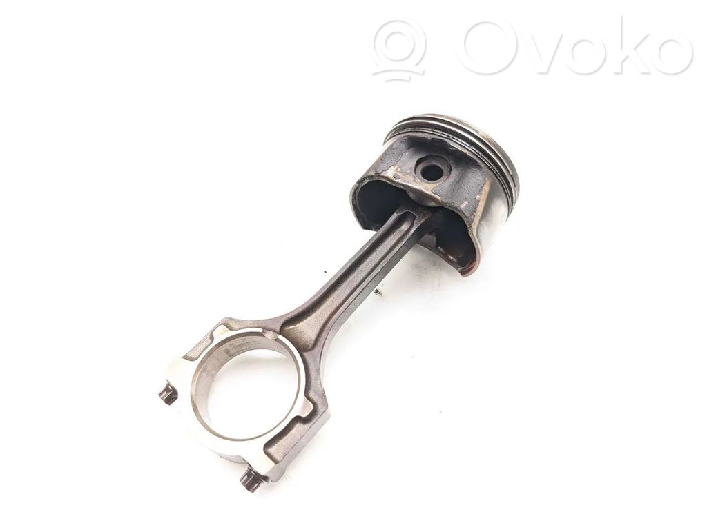 Volvo S40 Piston with connecting rod 