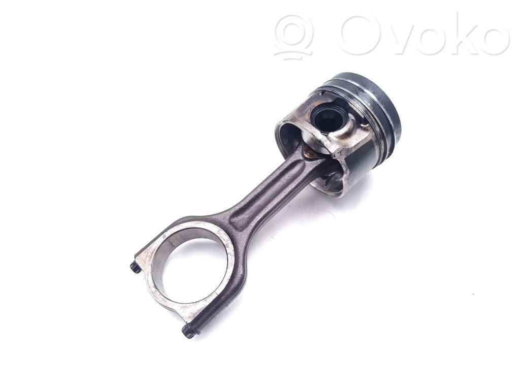 Peugeot 308 Piston with connecting rod 