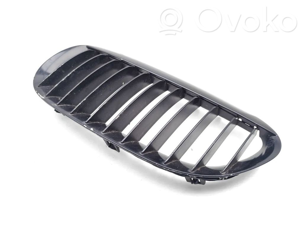 BMW 6 E63 E64 Grotelės priekinės 