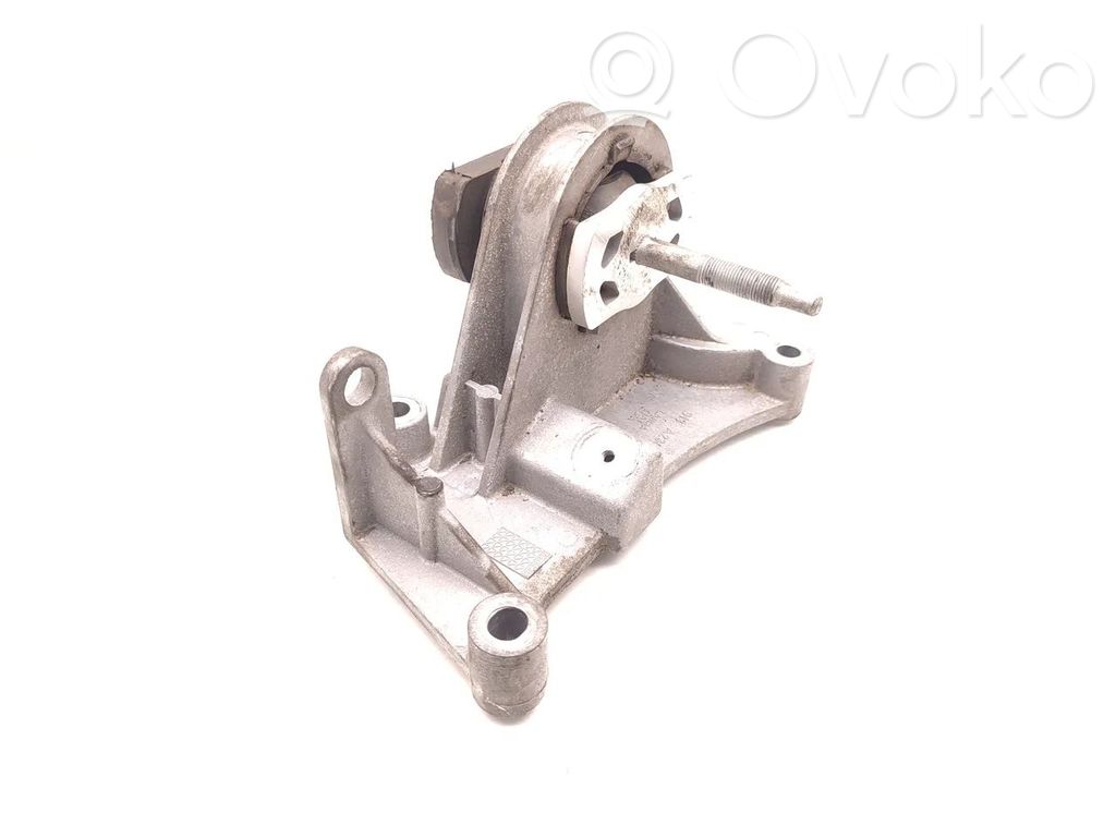 Engine mounting bracket   013A236