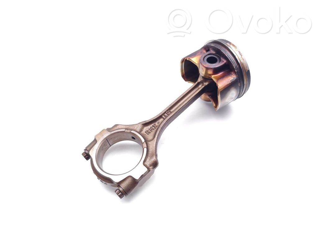 Piston avec bielle