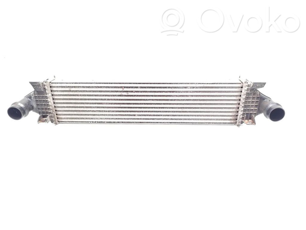 Volvo V40 Interkūlerio radiatorius 