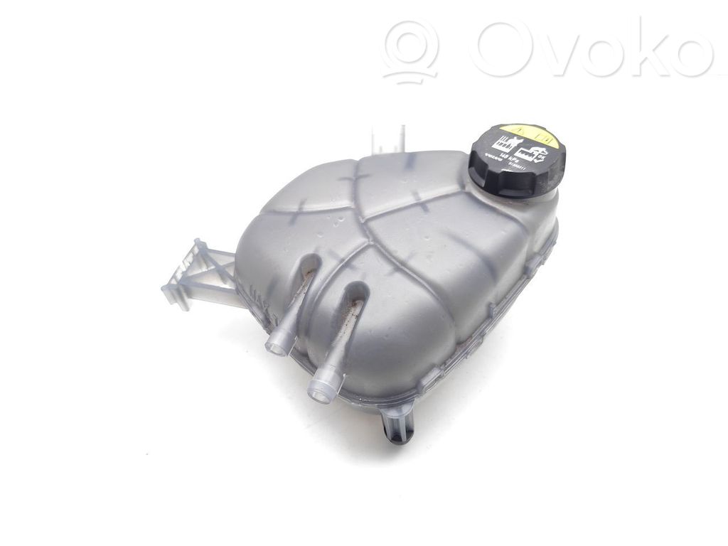 Volvo XC40 Depósito del refrigerante