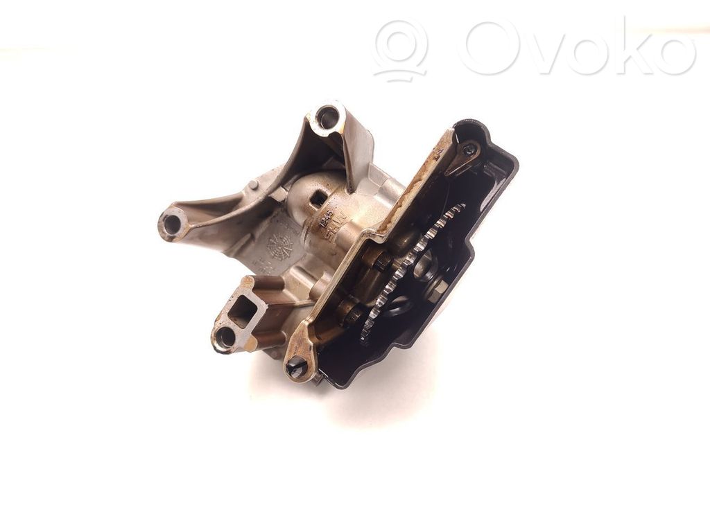 Volkswagen Polo IV 9N3 Öljypumppu 