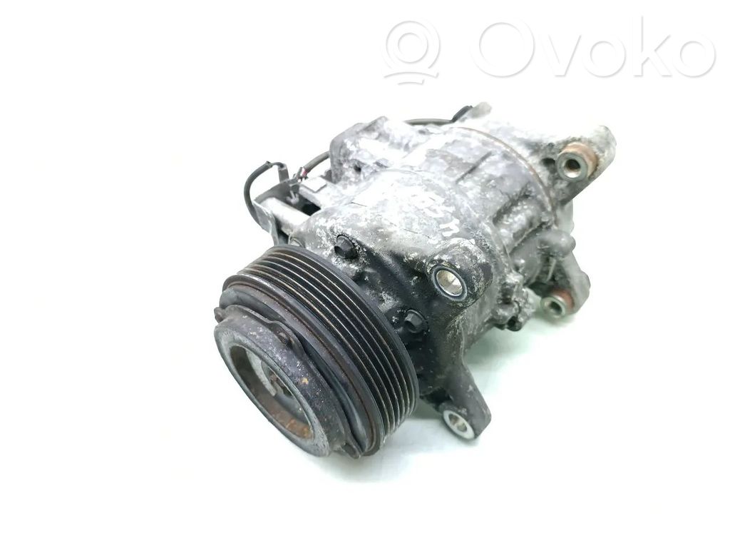 BMW 3 E90 E91 Ilmastointilaitteen kompressorin pumppu (A/C) 