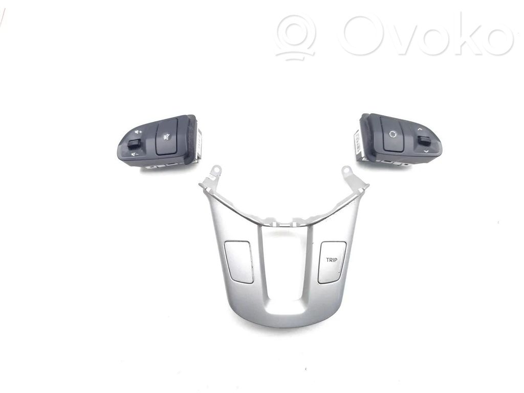 KIA Ceed Steering wheel buttons/switches 