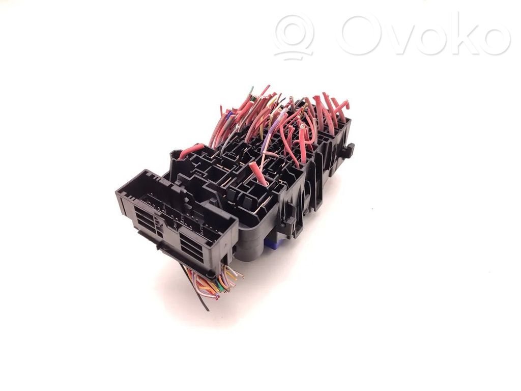 Sulakemoduuli   8200337666,V23136J4X60