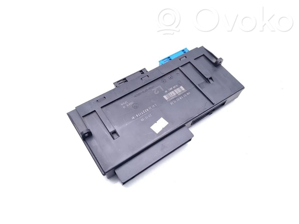 BMW 1 E81 E87 Central body control module 