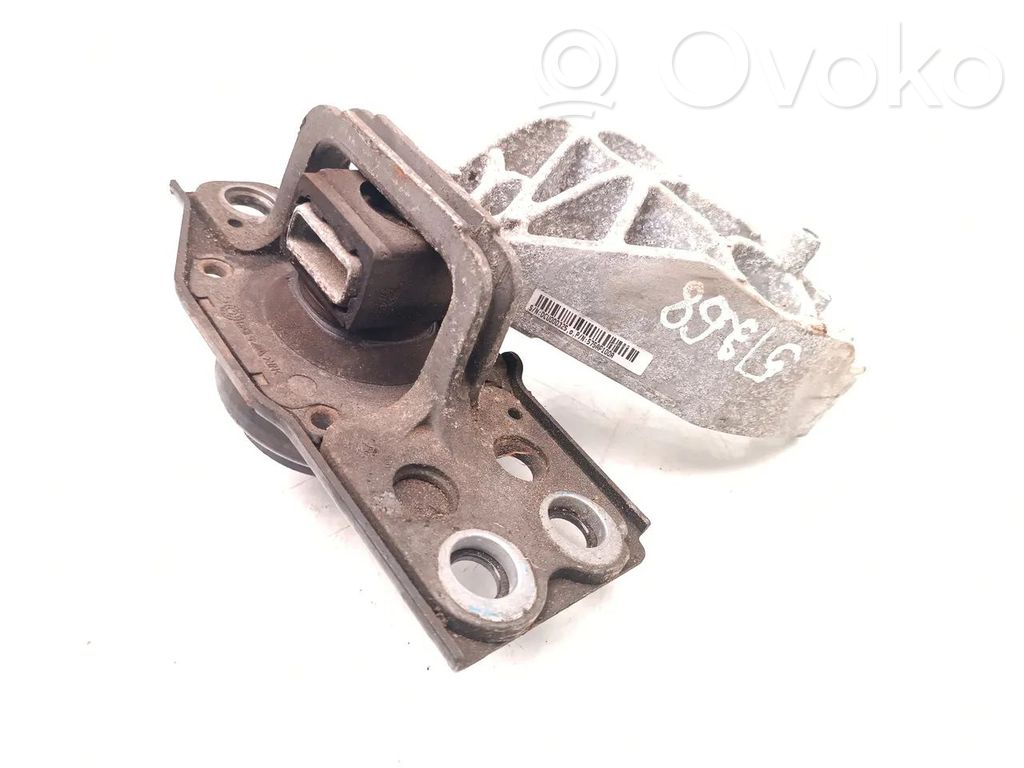 Engine mount bracket   6779806