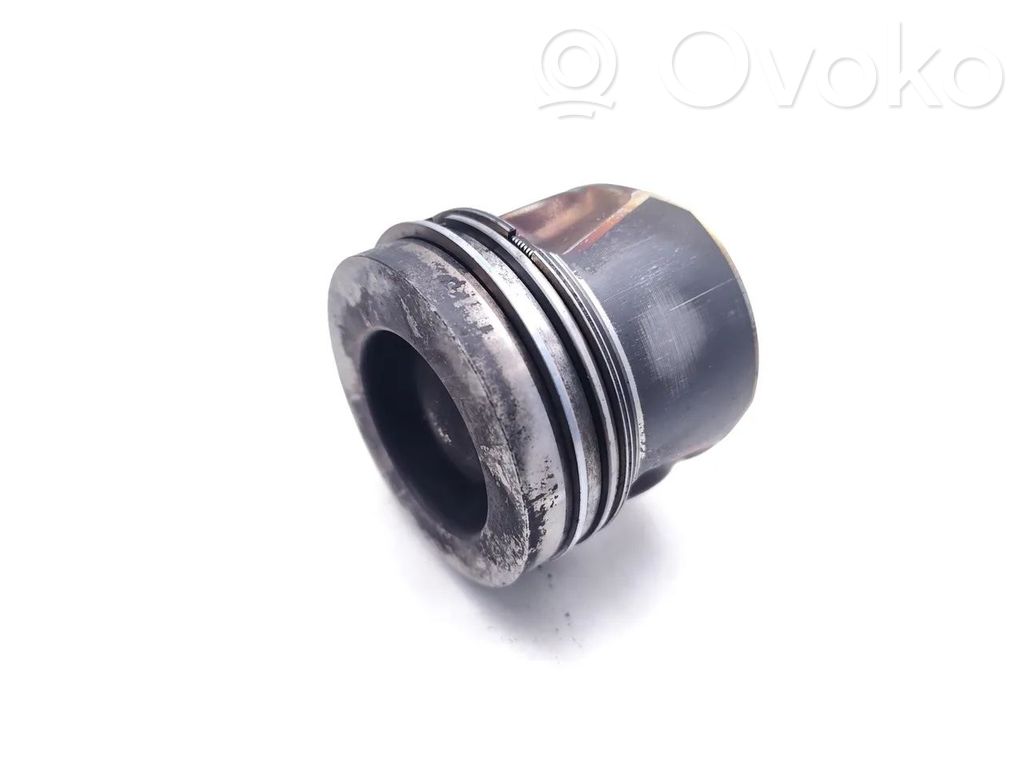 Volkswagen Golf Cross Piston 