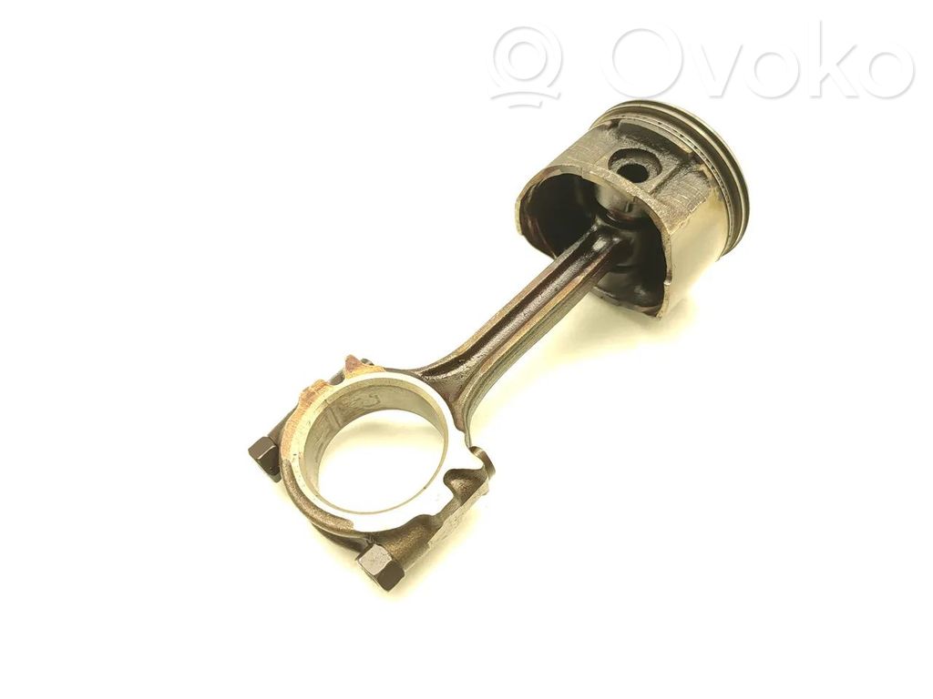 Ford Mondeo Mk III Piston with connecting rod 
