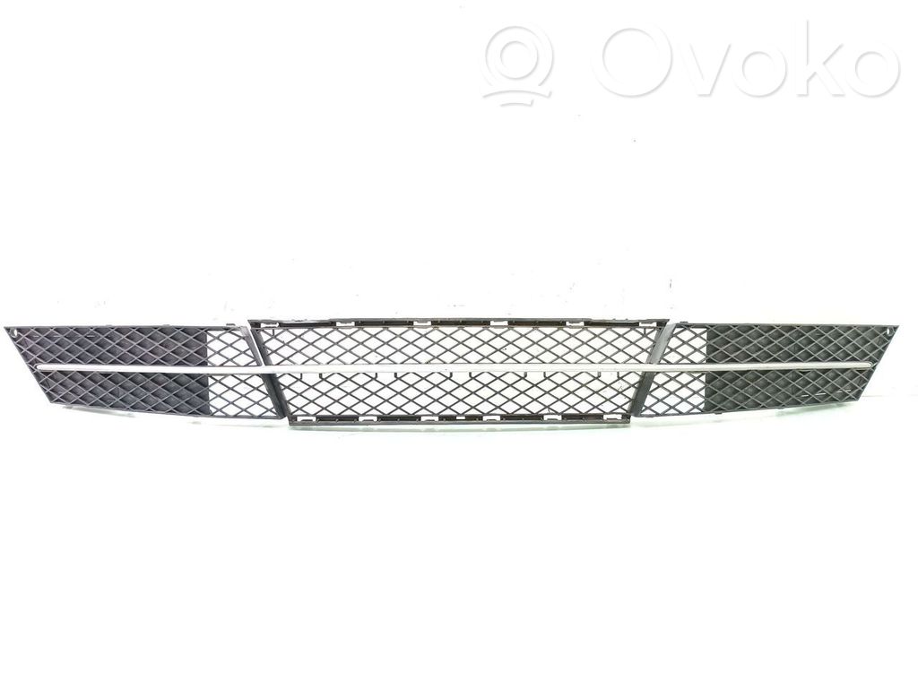 BMW 5 E60 E61 Front bumper lower grill 