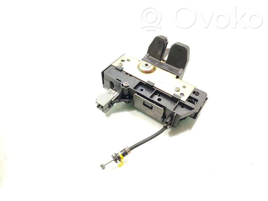 Nissan Juke I F15 Tailgate/trunk/boot lock/catch/latch 