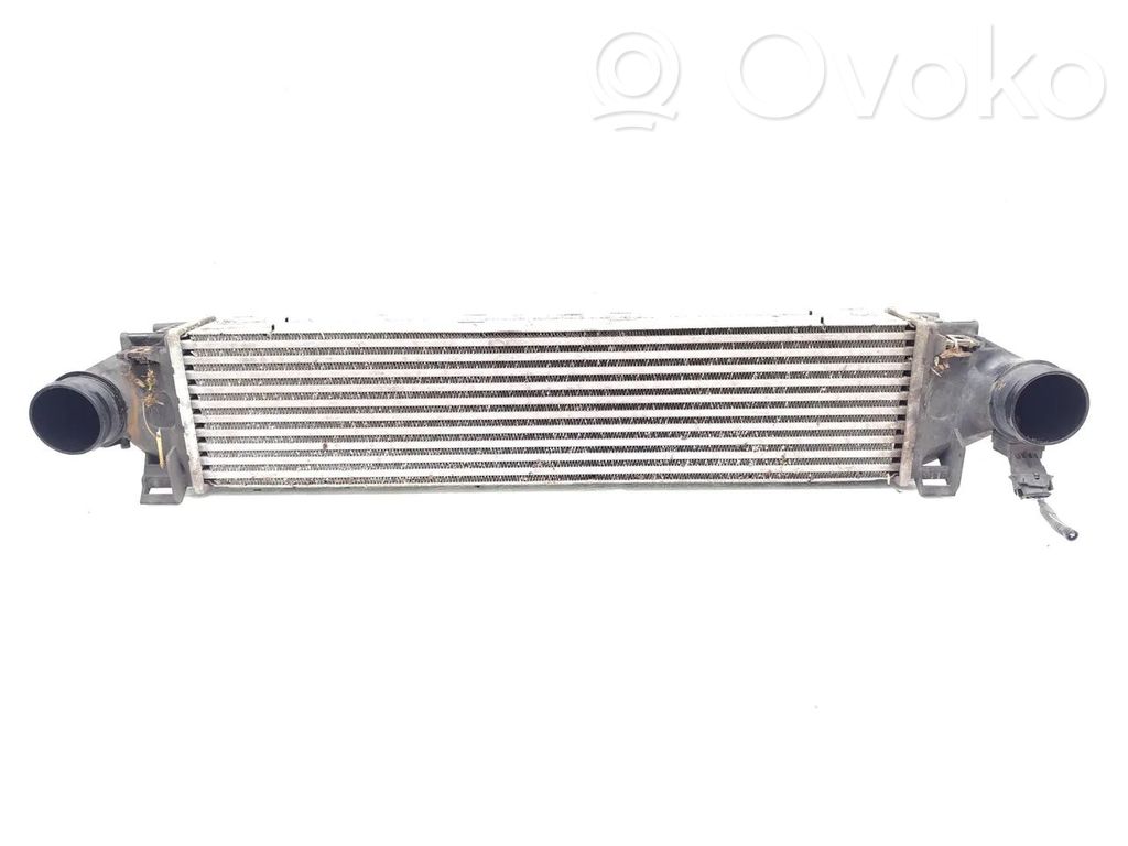 Volvo V60 Interkūlerio radiatorius 