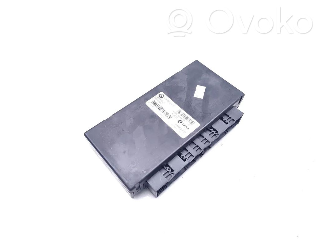 Unidad de control/módulo de carrocería central   9133144