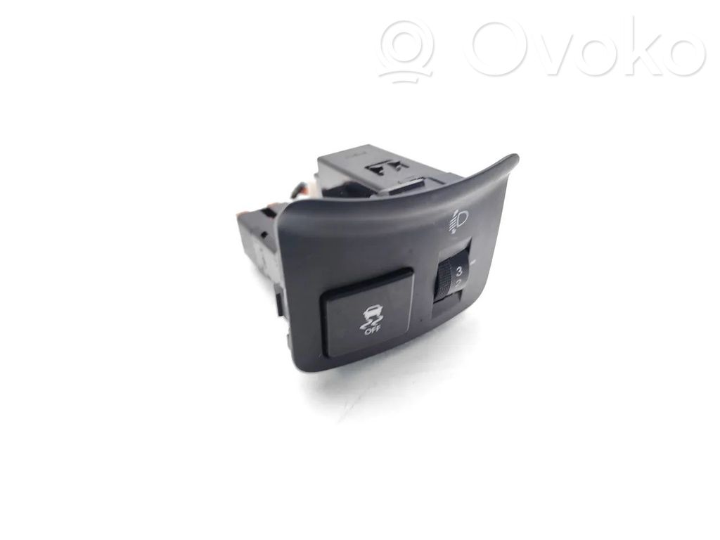 KIA Soul ESP (stability program) switch 
