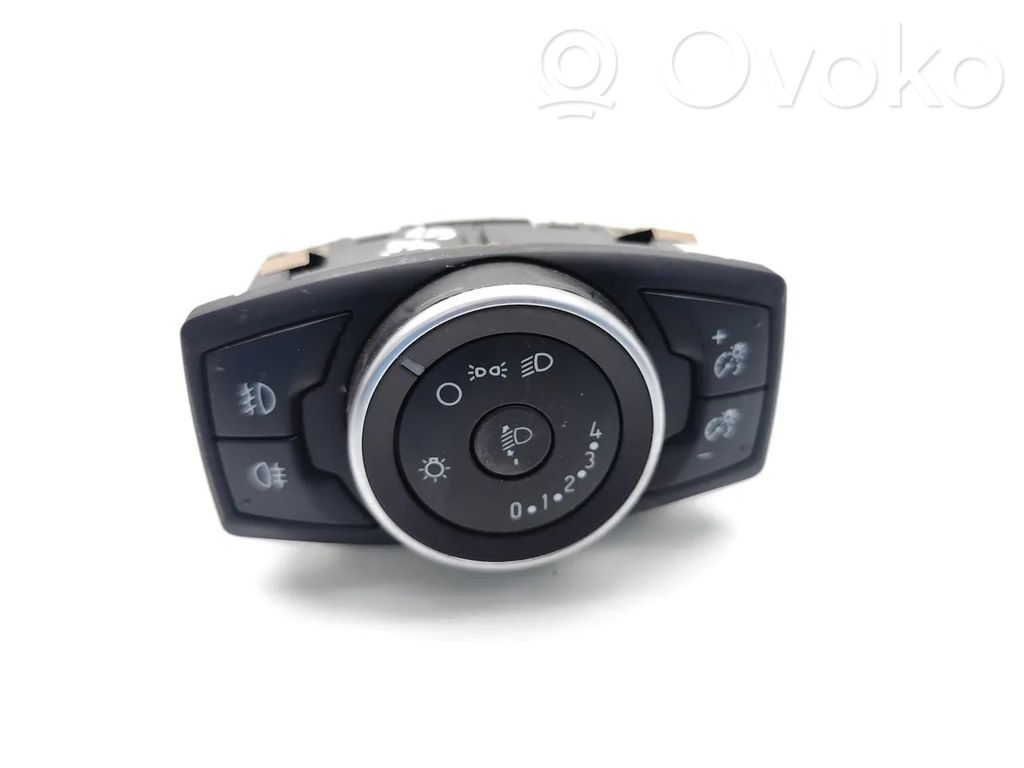 Ford Focus Light switch 