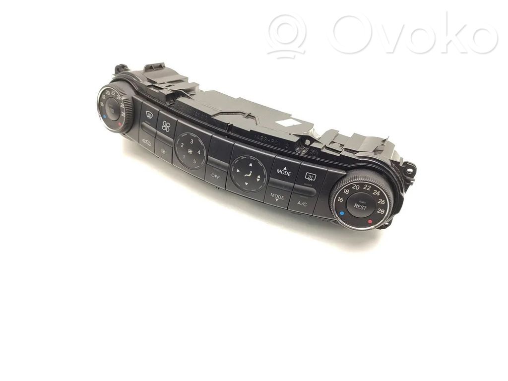 Mercedes-Benz E W211 Climate control unit 