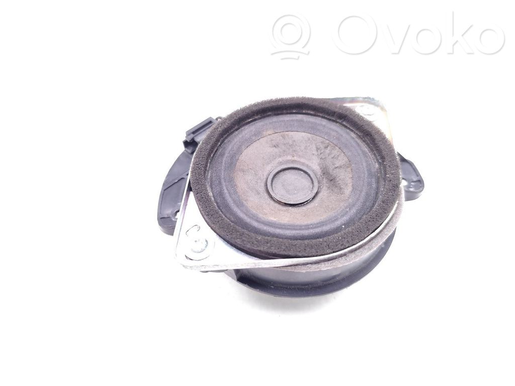 Altavoz de la puerta delantera   FR3T19B140AD