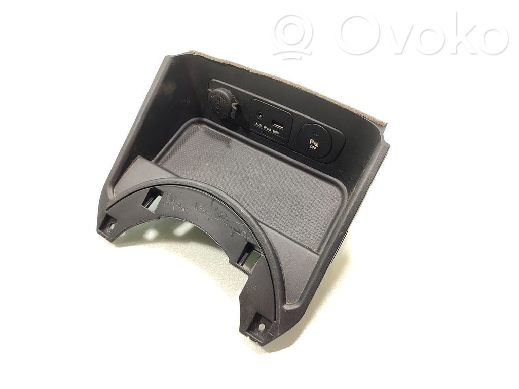 KIA Sportage Gniazdo / Złącze USB 