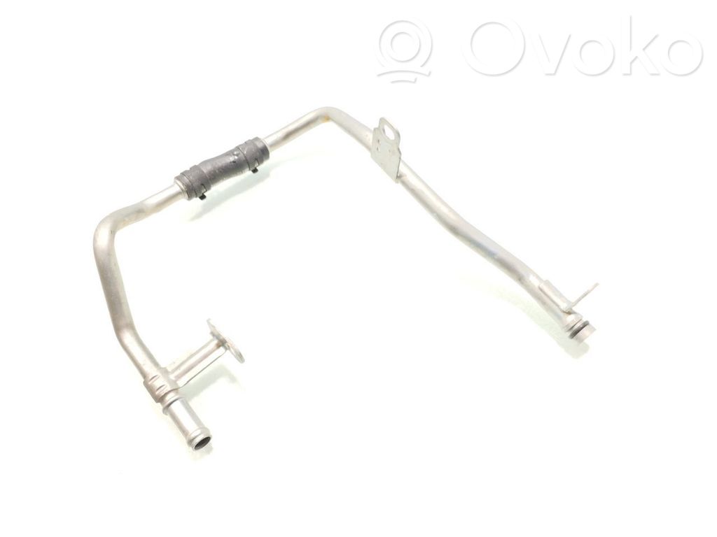 Mercedes-Benz C W205 Tubo flessibile del liquido di raffreddamento del motore