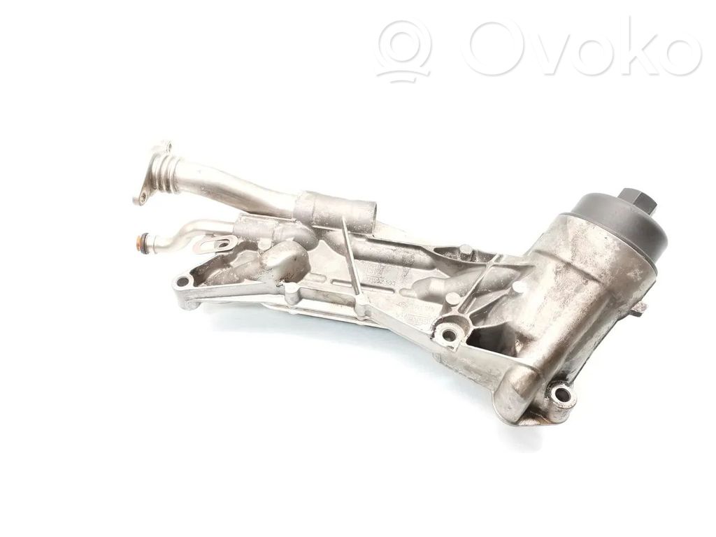 Opel Insignia A Mocowanie / uchwyt filtra oleju 