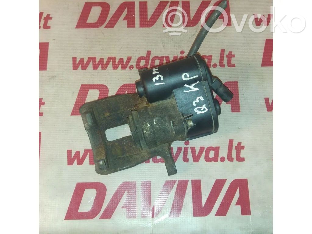 Audi Q3 8U Tylny zacisk hamulcowy 