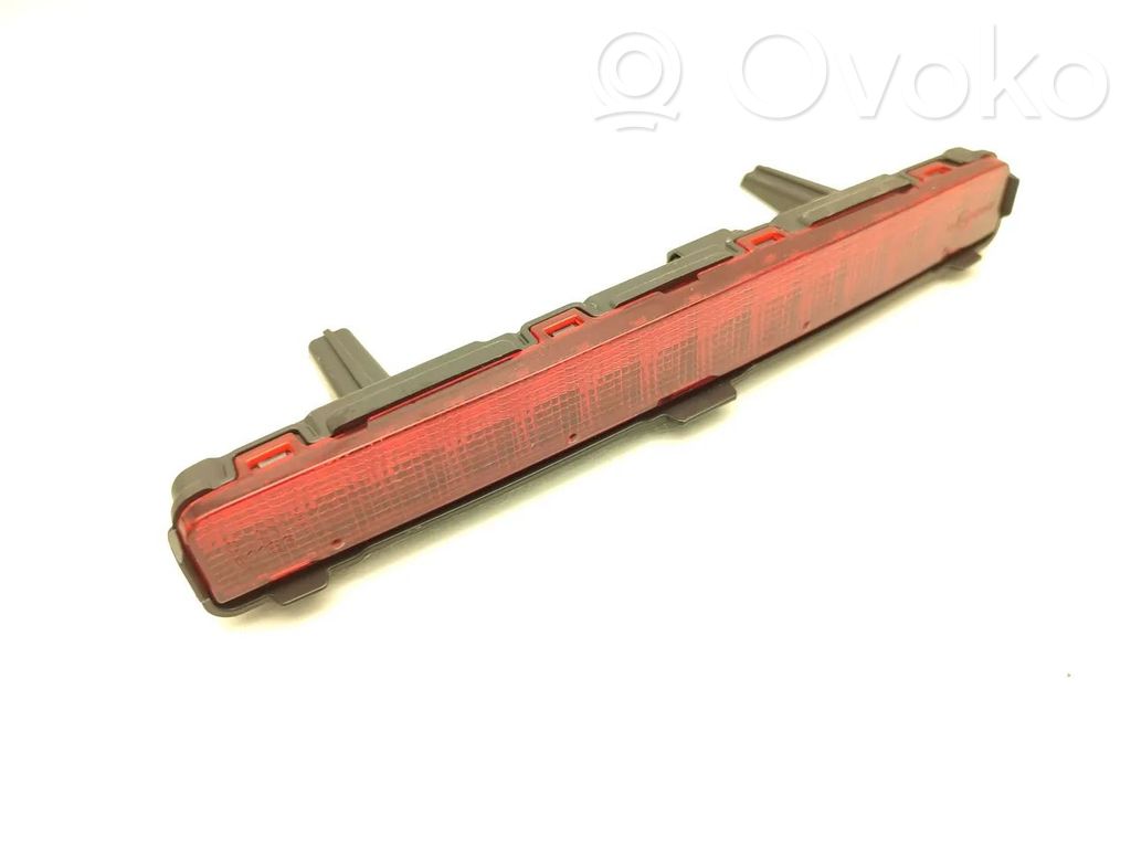 Kolmas/lisäjarruvalo   GHK151580