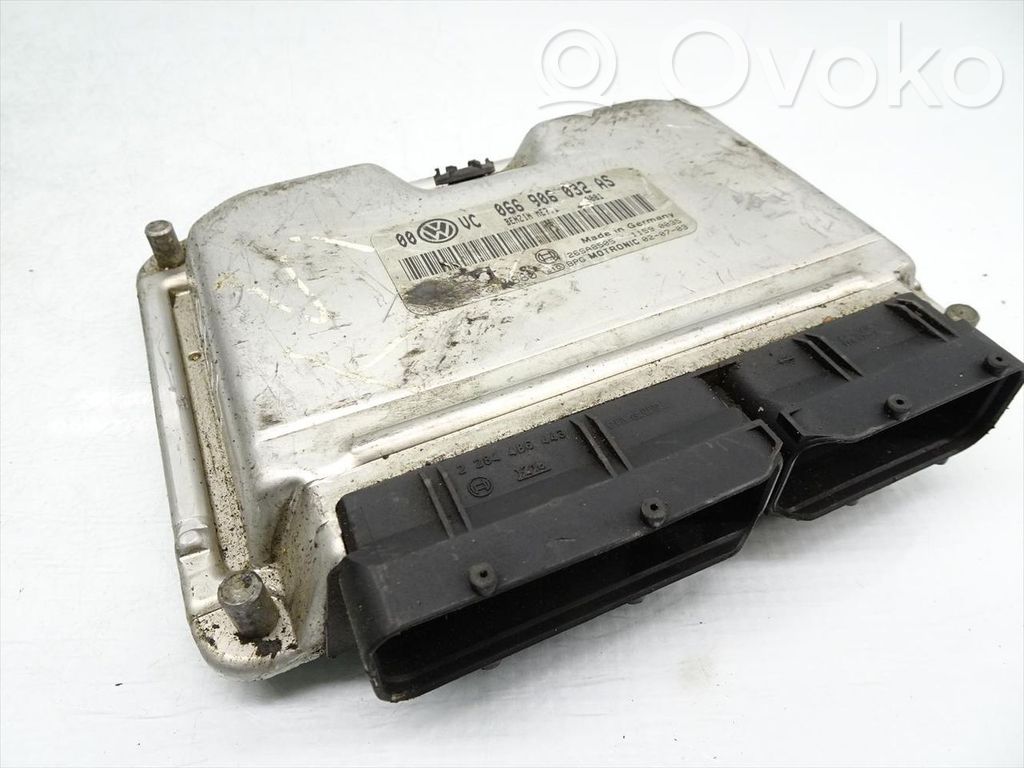 Sterownik / Moduł ECU   066906032AS,0261207880,0261207880