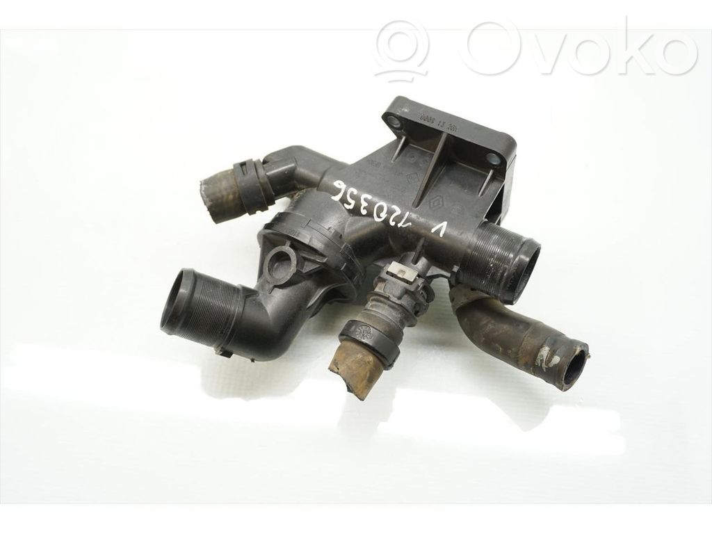Nissan Qashqai Termostaatin kotelo
