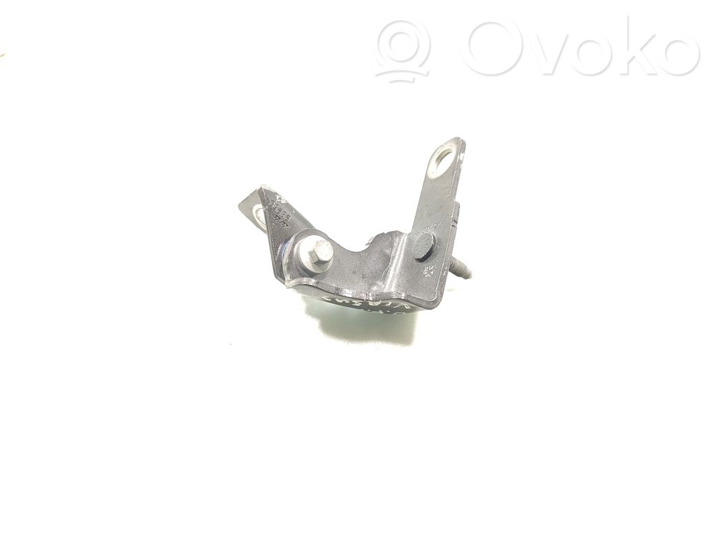 Ford Focus Front door upper hinge 