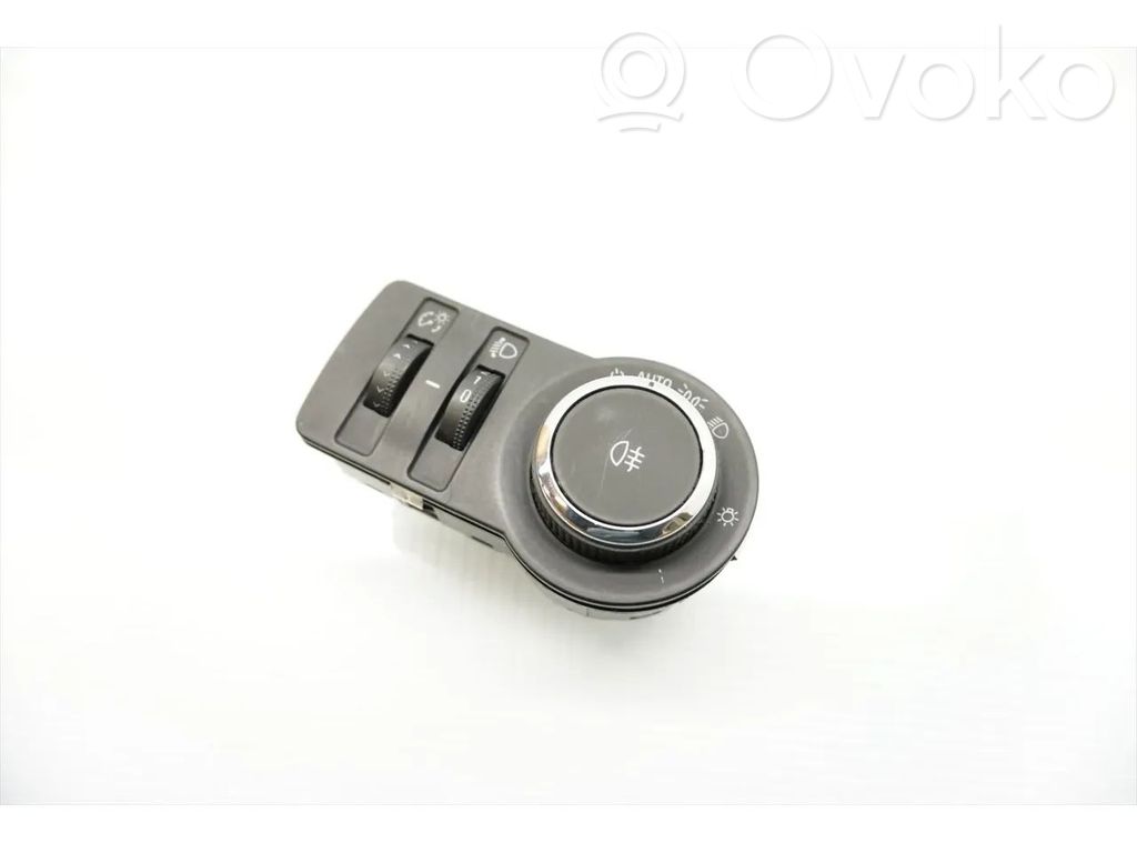 Opel Insignia A Light switch 