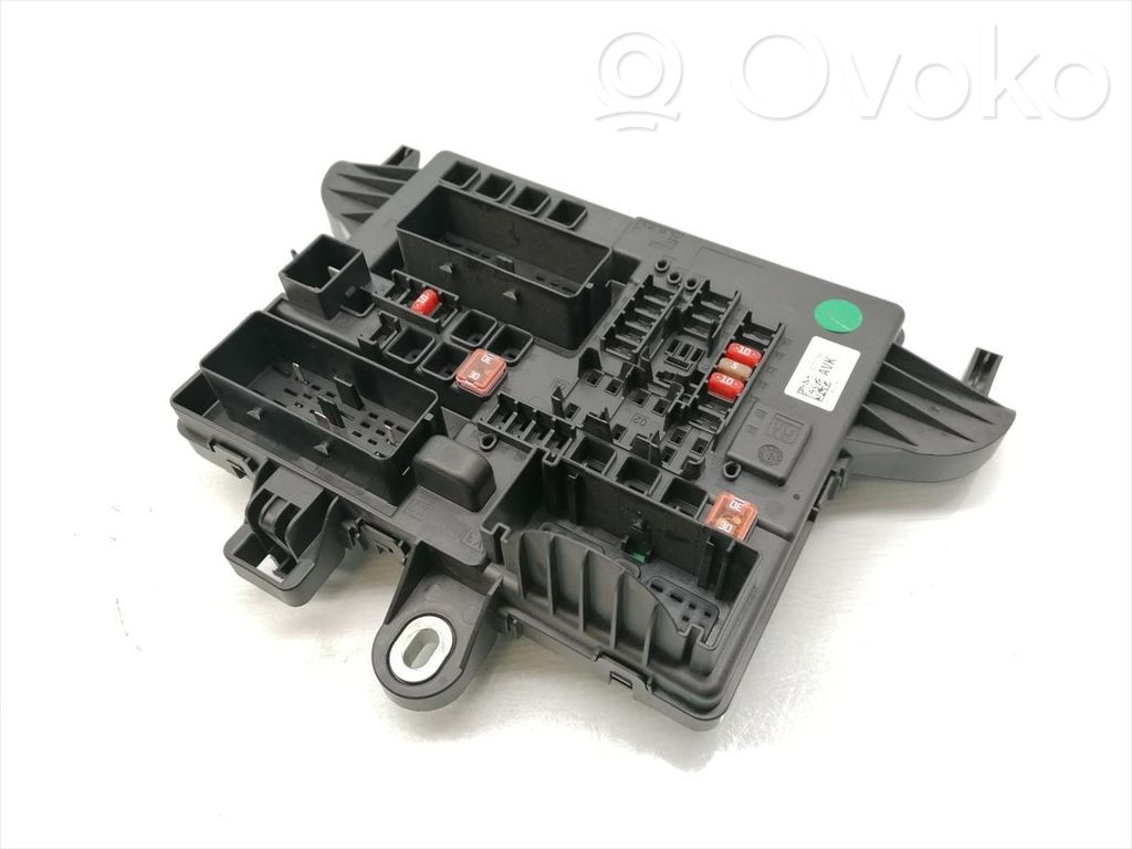 Opel Insignia A Juego de caja de fusibles