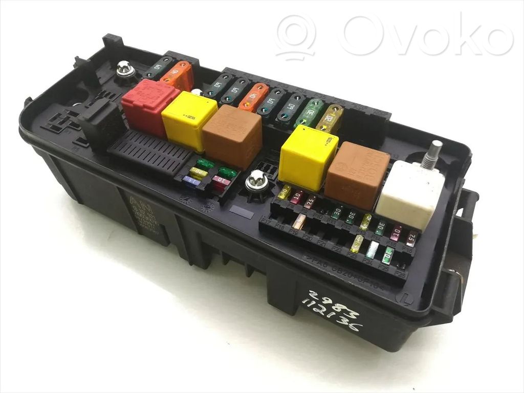 Opel Vectra C Fuse module 