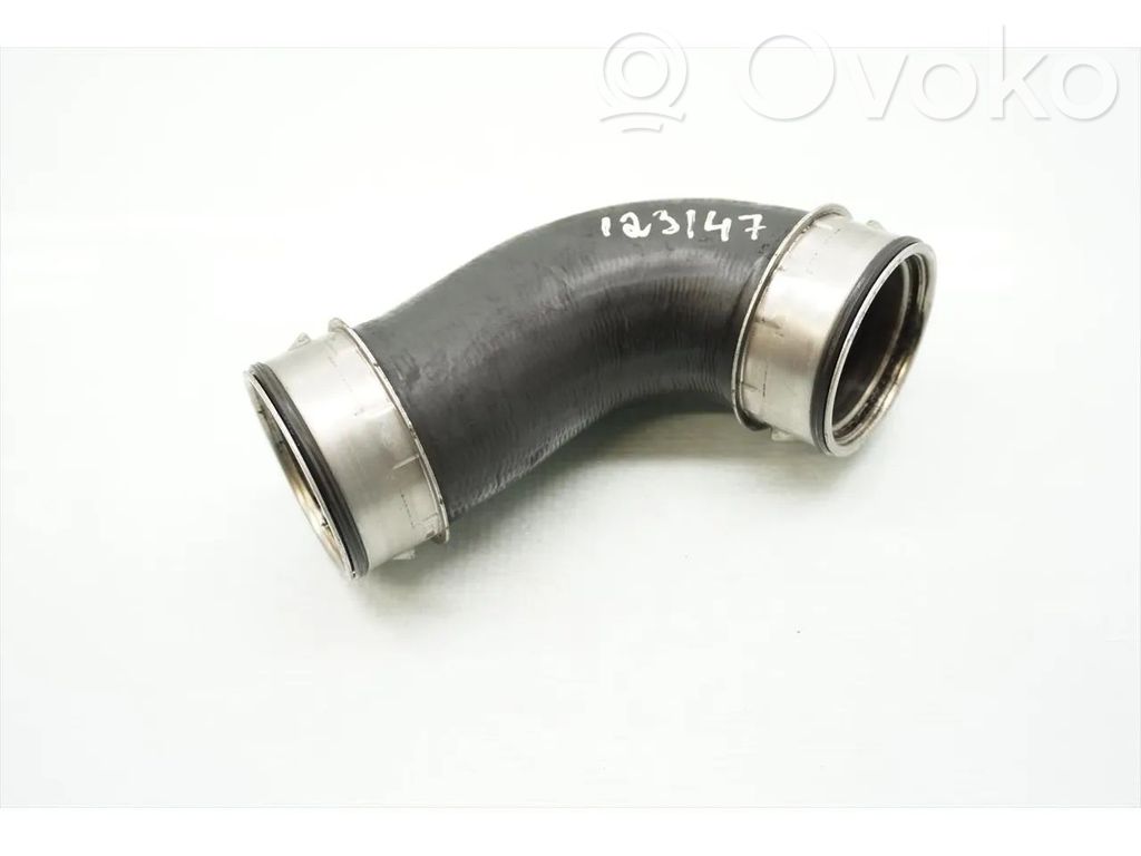 Mercedes-Benz E W211 Intercooler hose/pipe 