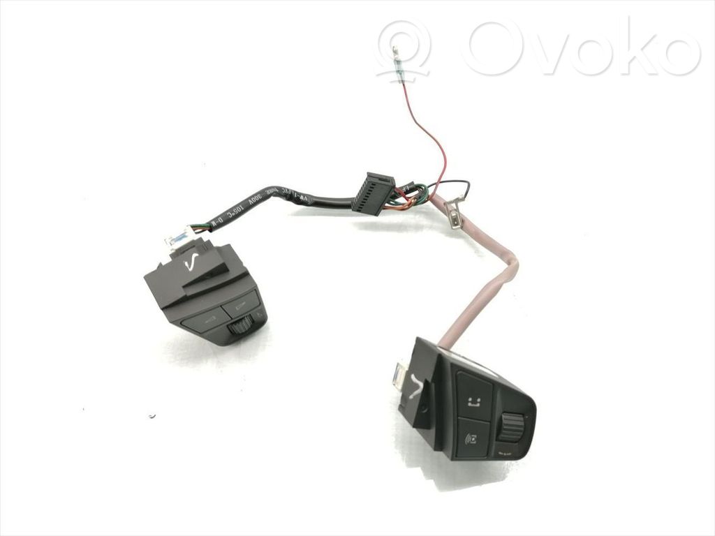 Opel Antara Boutons / interrupteurs volant 