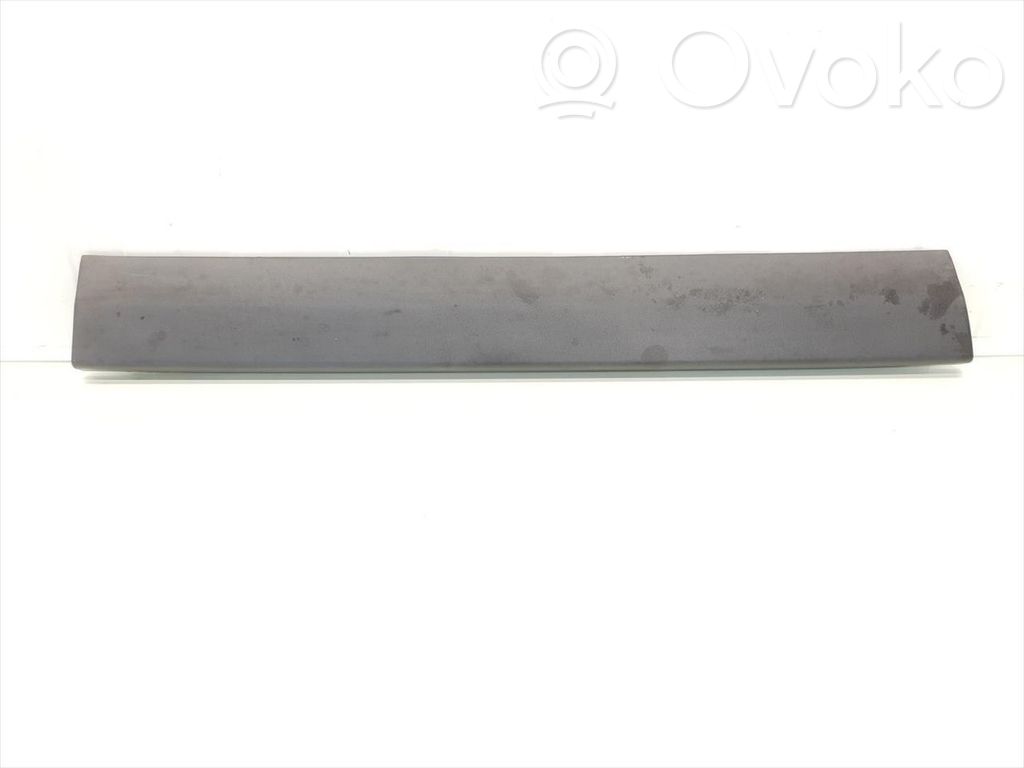 Volkswagen PASSAT B5.5 Rivestimento portiera posteriore (modanatura) 