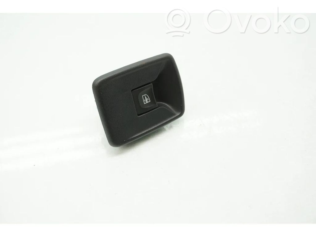 Dacia Sandero Electric window control switch 