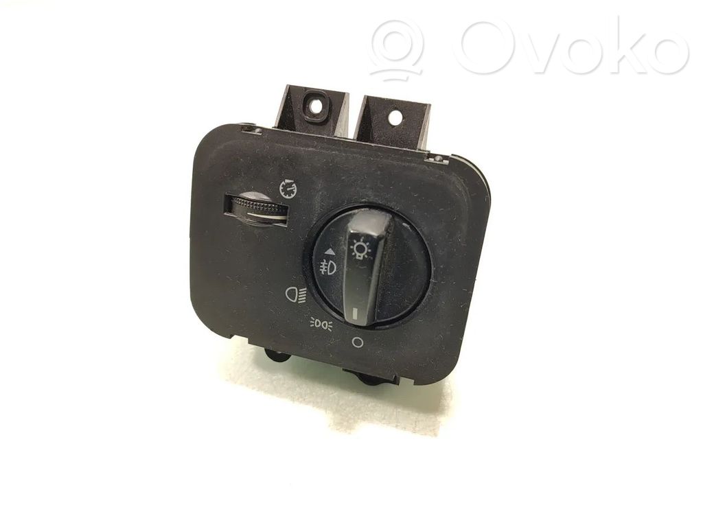 Land Rover Discovery 3 - LR3 Light switch 