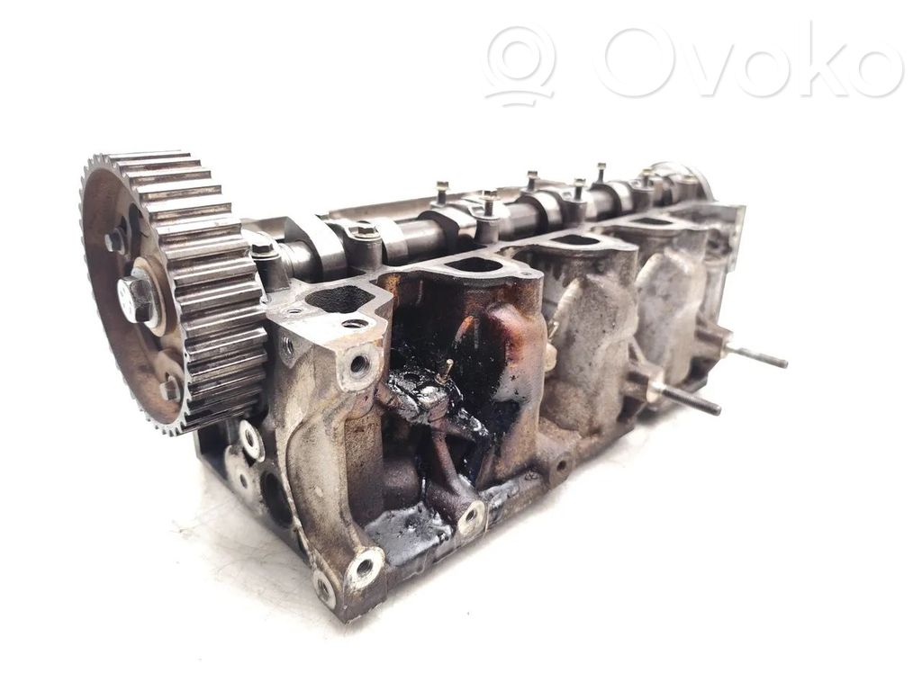 Nissan NV200 Engine head 